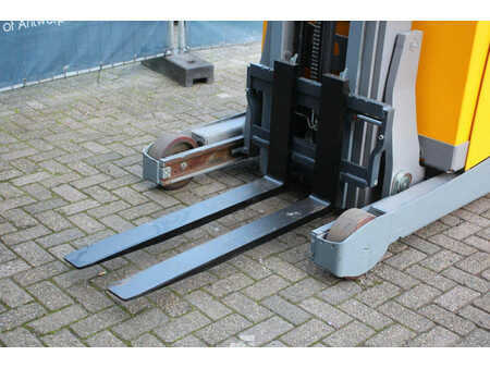 Retraky 2016  Jungheinrich ETV 214 (9)