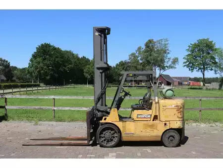 Treibgasstapler 2000  CAT Lift Trucks GC60K (2)