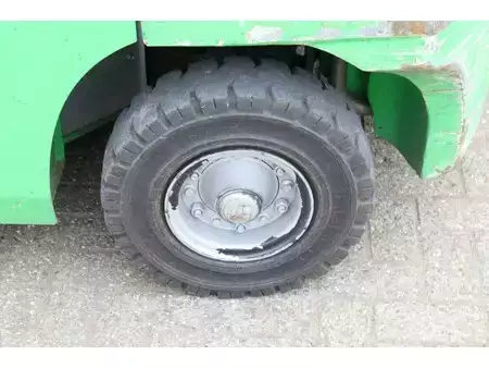 Gas truck 2018  Cesab M325G (15)