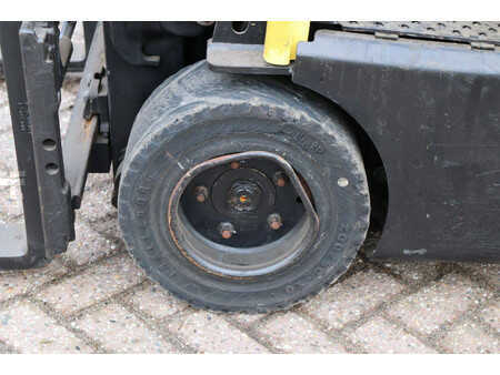 Carrelli elettrici 4 ruote 2018  Hyster J2.0XNT LWB (12)