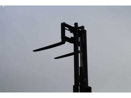 Carrelli elettrici 4 ruote 2018  Hyster J2.0XNT LWB (35)