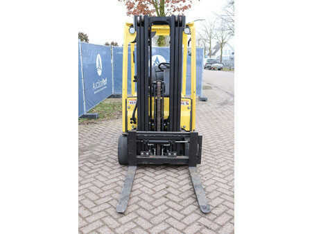 Carrelli elettrici 4 ruote 2018  Hyster J2.0XNT LWB (8)