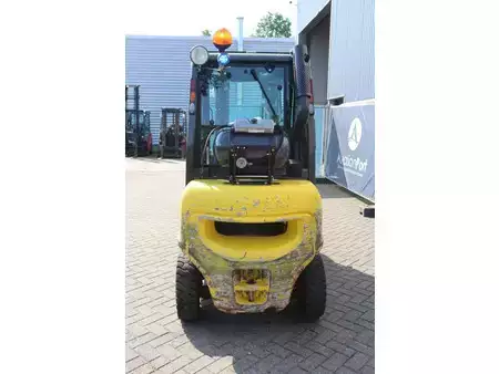 Gas truck 2010  Nissan U1D2A20LQ (5)