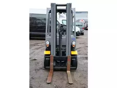 Carretilla elevadora GLP 2016  Jungheinrich TFG 320 (8)
