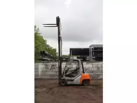 Diesel gaffeltruck 2019  Still RX70-35 (30)