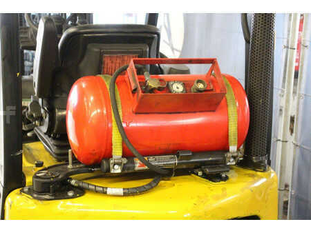 Carrelli elevatori GPL 2020  Yale GLP18VXV2175 (17)