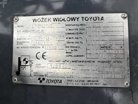 Elektrisk- 4 hjul 2012  Toyota 7FBEST13 (8)