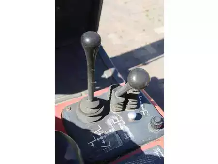 Dízel targoncák 1990  Linde H20D (25)