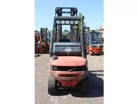 Dízel targoncák 1990  Linde H20D (5)