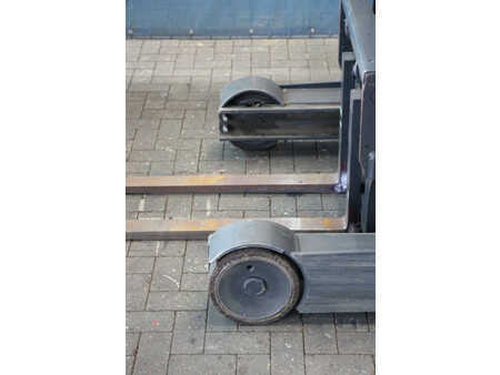 Retraky 2015  Linde R14-01 (12)