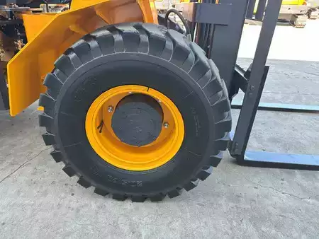 Empilhador todo-terreno 2026  Captok CK35 (10)