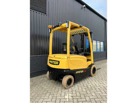 Chariots électriques à 4 roues - Hyster 2.5 (4)