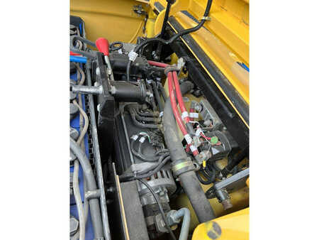 Chariots électriques à 4 roues - Hyster 2.5 (7)