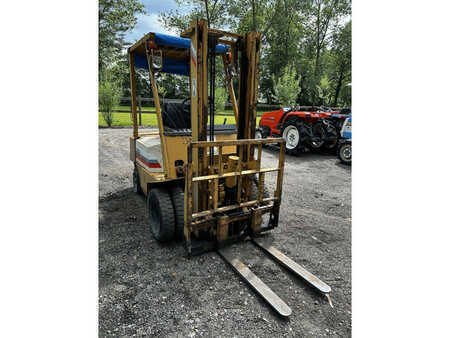 Chariot élévateur diesel - Komatsu F15D (3)