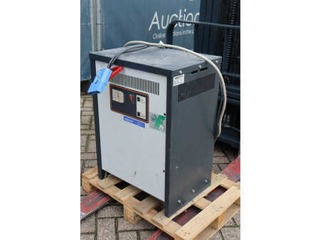 Carrelli elettrici 4 ruote 2008  Nissan G1N1L18Q (13)