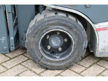 Carrelli elettrici 4 ruote 2008  Nissan G1N1L18Q (18)