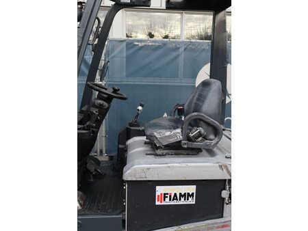 Carrelli elettrici 4 ruote 2008  Nissan G1N1L18Q (24)