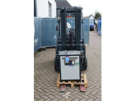 Carrelli elettrici 4 ruote 2008  Nissan G1N1L18Q (8)