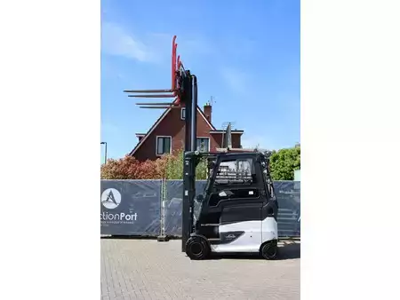 El truck - 4 hjulet 2020  Linde E30HL-01/600 (39)