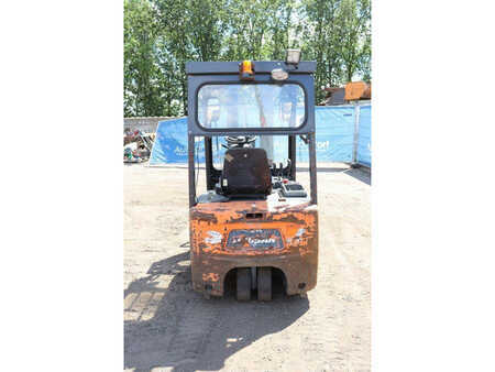 El truck - 4 hjulet 2011  Doosan B15T-5 (5)