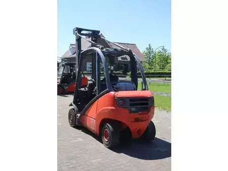 Gas gaffeltruck 2013  Linde M25T (4)