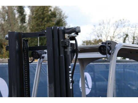 Eléctrico - 4 rodas 2019  Still RX50-16 (15)