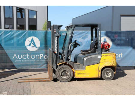 Gas gaffeltruck 2014  Jungheinrich TFG 425 (1)
