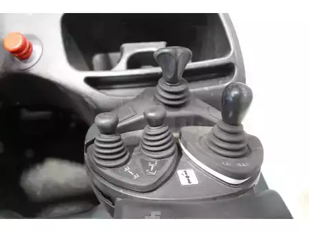 Elektrisk- 4 hjul 2008  Linde E16P-01 (26)