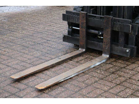 Elektro čtyřkolový VZV 1993  Yale EFG-V 30-600 DZ (10)