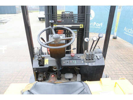 Elektro čtyřkolový VZV 1993  Yale EFG-V 30-600 DZ (18)