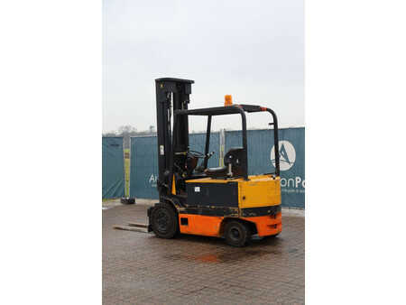 Elektro čtyřkolový VZV 1993  Yale EFG-V 30-600 DZ (4)