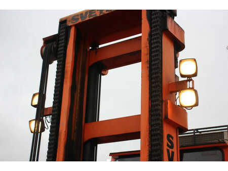 Konténerszállítók 2001  Svetruck 1060-30 (13)