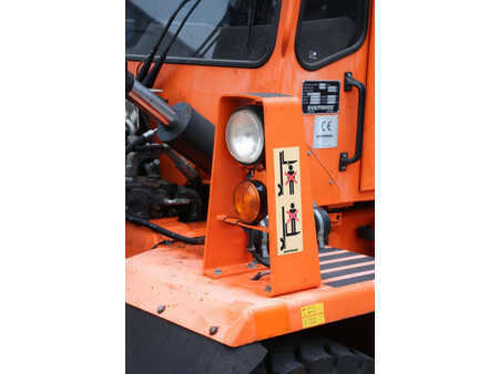 Konténerszállítók 2001  Svetruck 1060-30 (14)