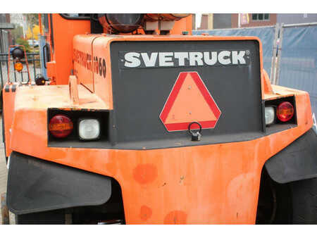 Konténerszállítók 2001  Svetruck 1060-30 (20)