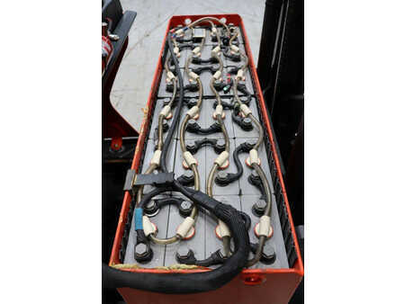 Reach Trucks 2017  Linde R14B-01 (28)