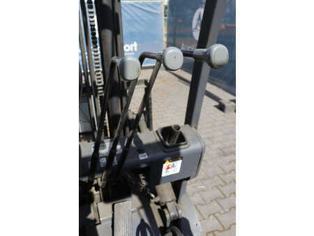 Elektro 4 Rad 2000  TCM FB25-6 (28)