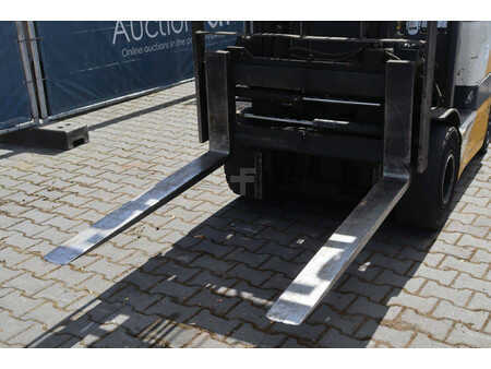 Elektro 4 Rad 2000  TCM FB25-6 (38)