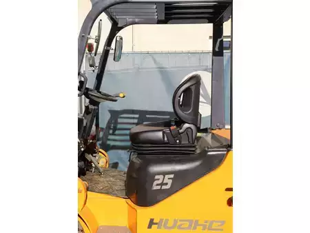 Carrelli elevatori diesel 2026  Huahe HH25Z (20)