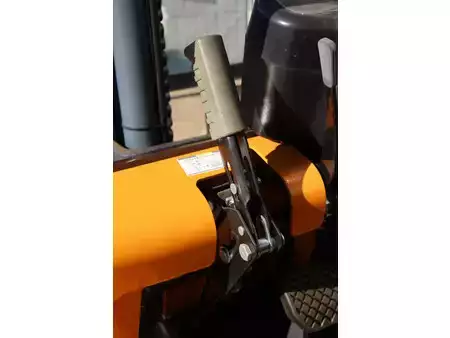 Carrelli elevatori diesel 2026  Huahe HH25Z (24)