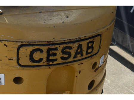 Elektryczne 4-kołowe - Cesab ECO/M40 (18)