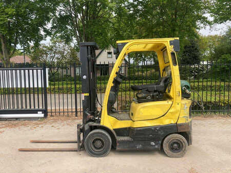 Chariot élévateur gaz 2011  Hyster H1.6FT (2)