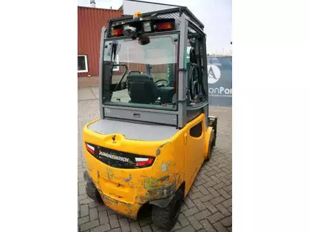 Eléctrica de 4 ruedas 2017  Jungheinrich EFG S30 (5)