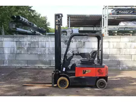 Elektryczne 4-kołowe - EP Equipment  (2)