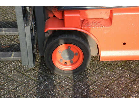 Eléctrico - 4 rodas 2001  Linde E16-02 (14)