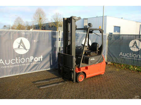 Eléctrico - 4 rodas 2001  Linde E16-02 (8)