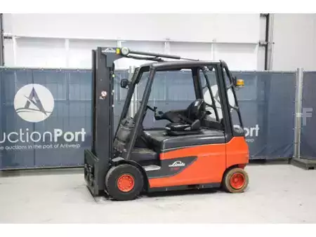 El truck - 4 hjulet 2012  Linde E30L-01 (1)