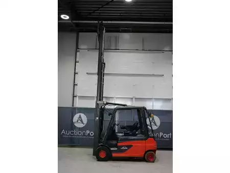 El truck - 4 hjulet 2012  Linde E30L-01 (24)