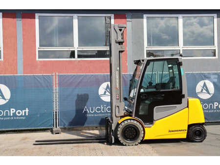 Carrelli elettrici 4 ruote 2016  Jungheinrich EFG 540ks (1)