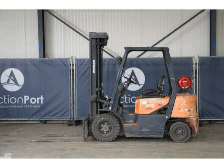 Carretilla elevadora GLP 2009  Doosan G25G-5 (2)