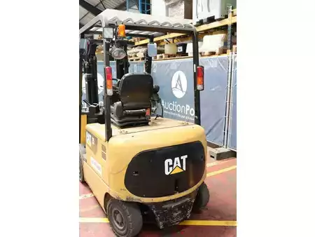 Carrelli elettrici 4 ruote 2010  CAT Lift Trucks EP25K-PAC (19)